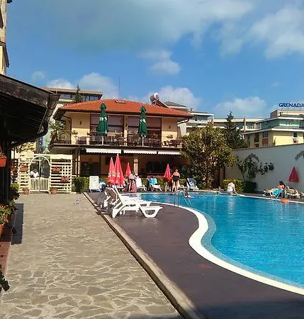 Near Cacao Beach